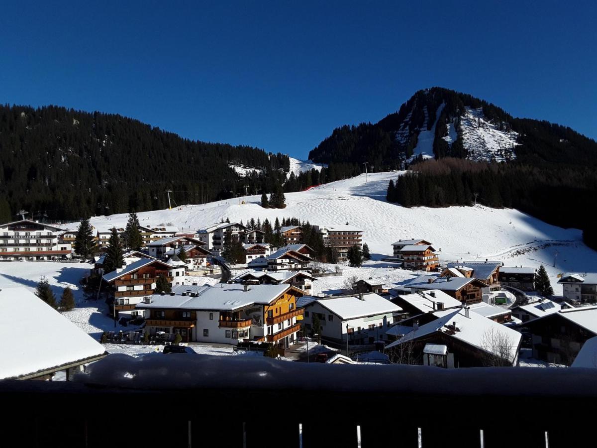 Chalet Zur Rose Lejlighed Berwang Eksteriør billede